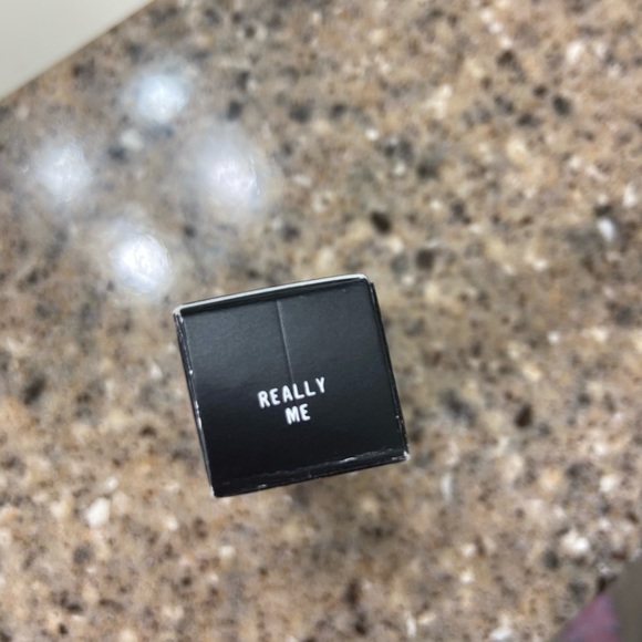 Mac Matte Lipstick - Picture 2 of 3